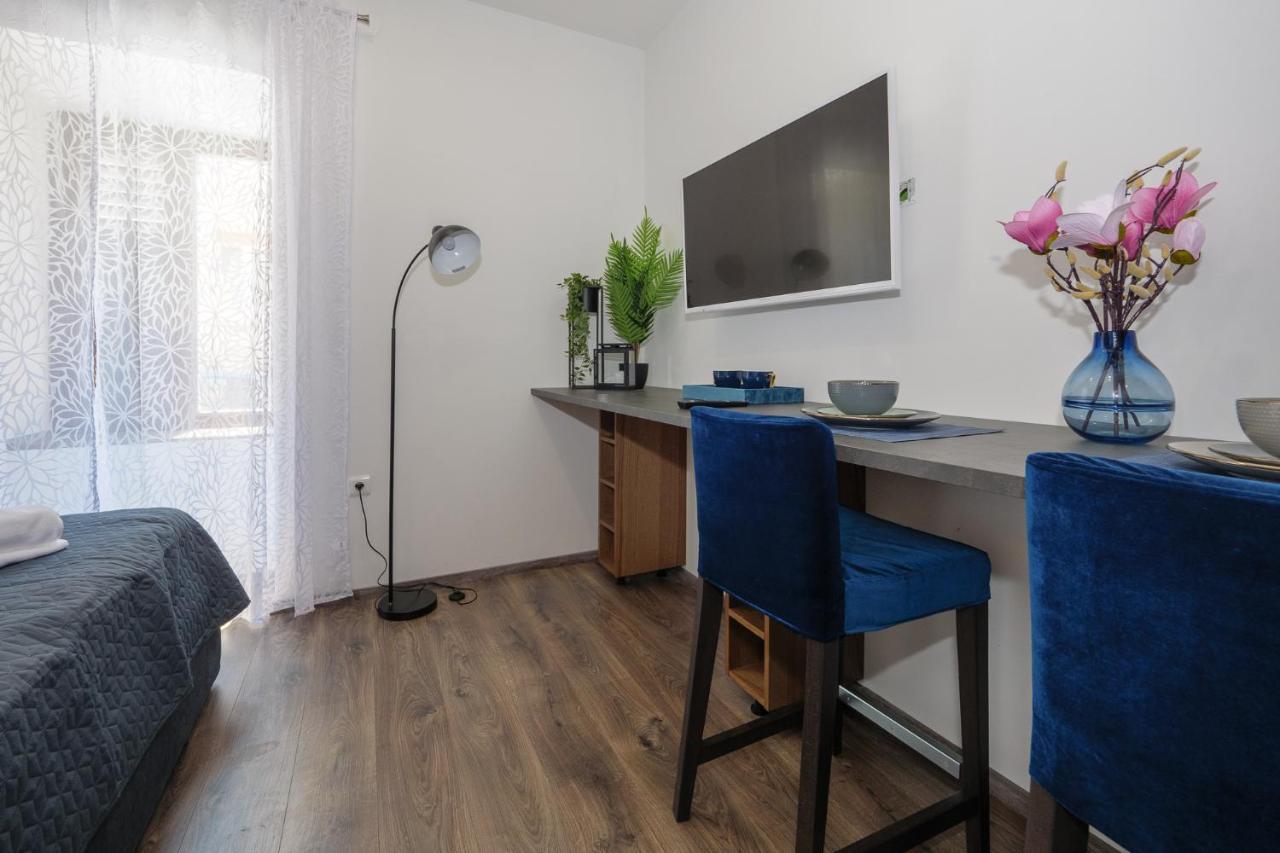Arena Delight Studio Apartments بولا المظهر الخارجي الصورة