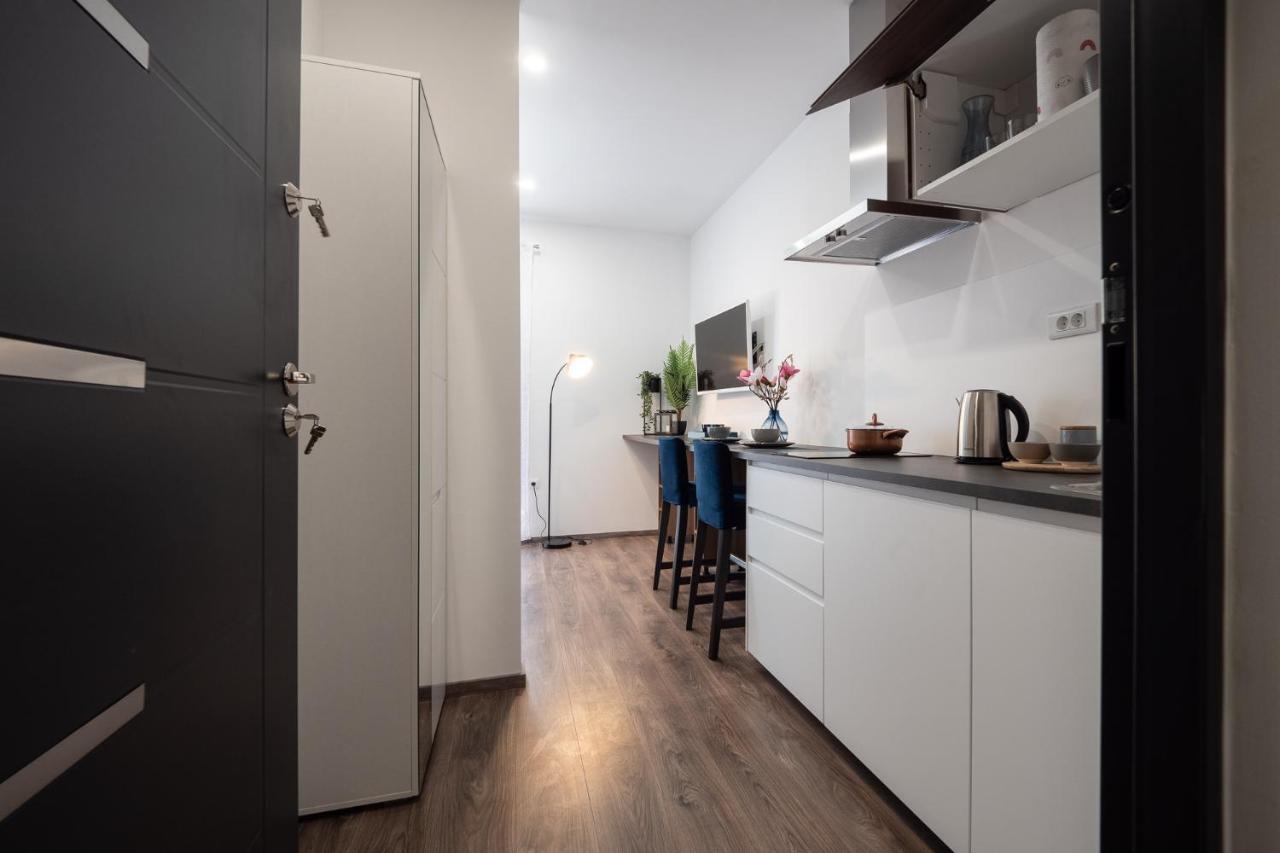 Arena Delight Studio Apartments بولا المظهر الخارجي الصورة