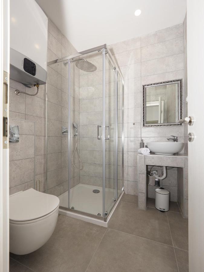 Arena Delight Studio Apartments بولا المظهر الخارجي الصورة
