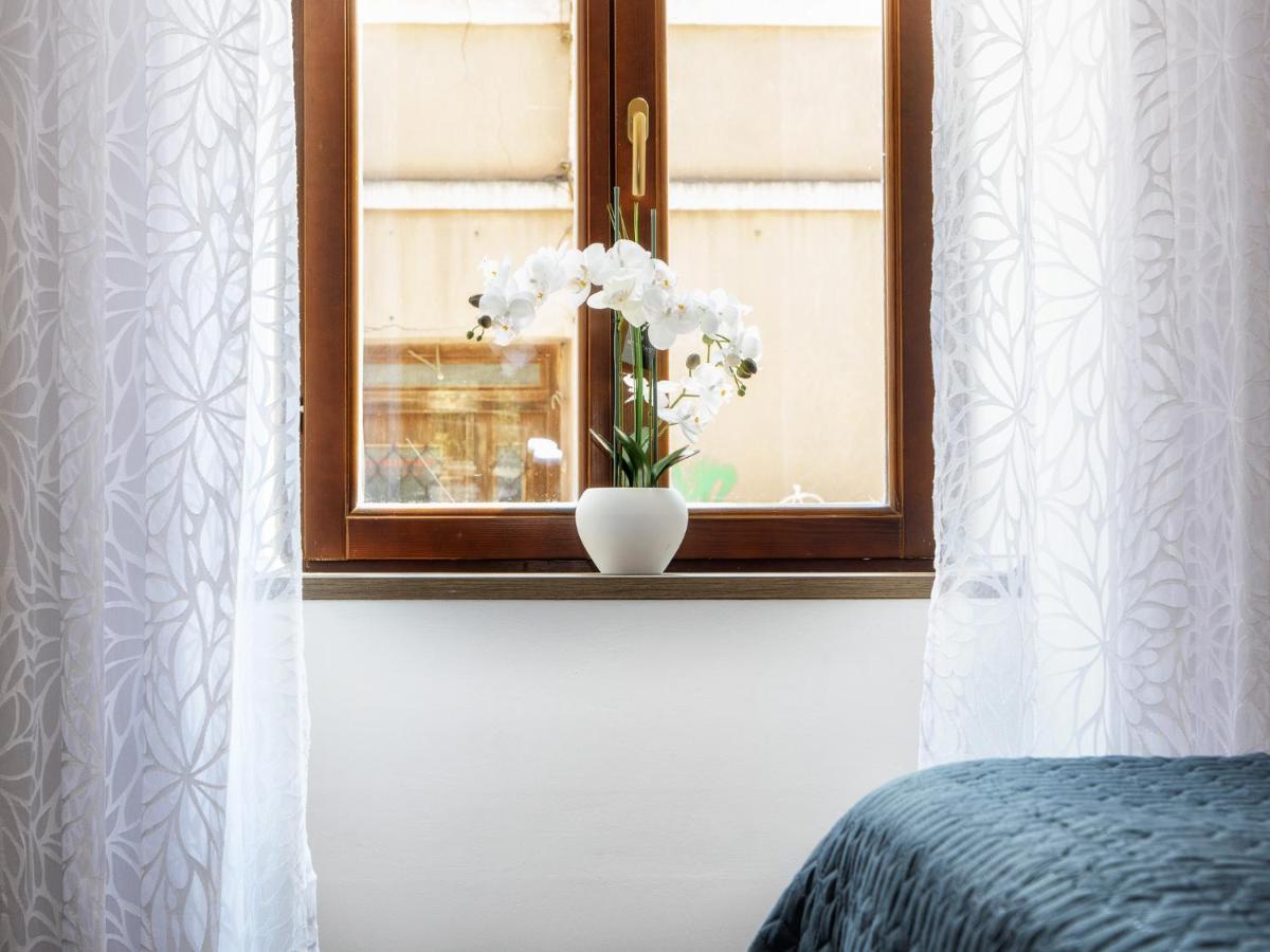 Arena Delight Studio Apartments بولا المظهر الخارجي الصورة